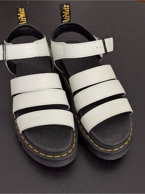 Dr. Martens Blaire Platform Sandals Men Sz 8 XLNT